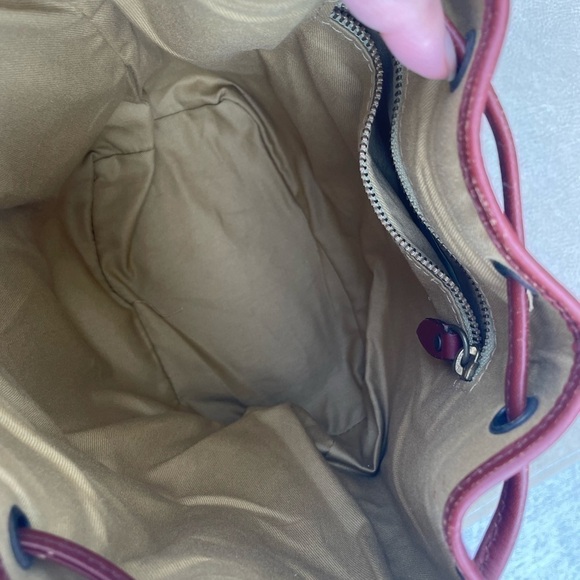 Bucket Bag in good condition - Picture 11 of 14